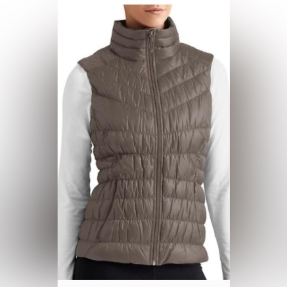 Athleta Taupe (with Rose undertones) Quilted Puffer Vest